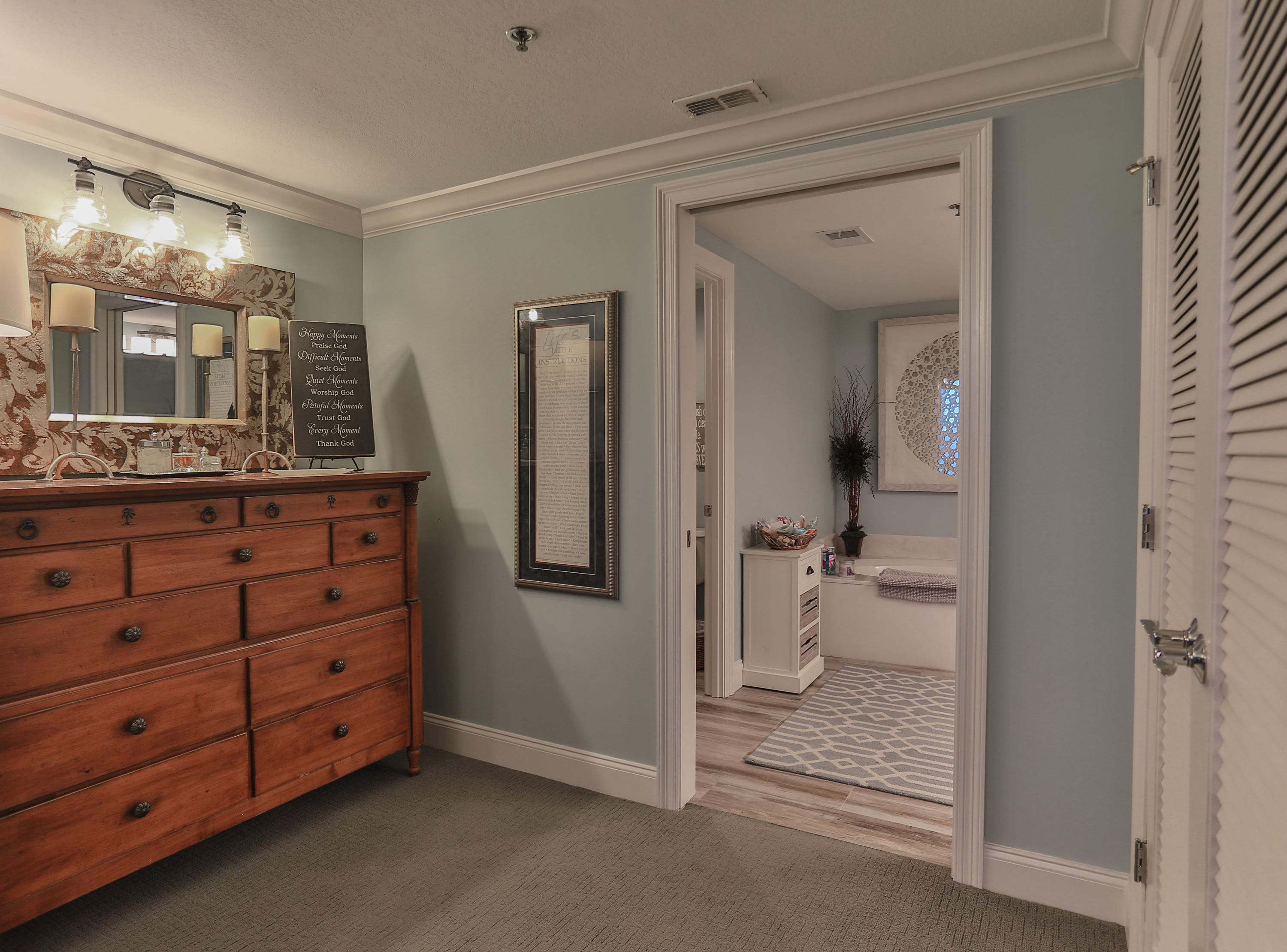 STERLING SHORES - Residential