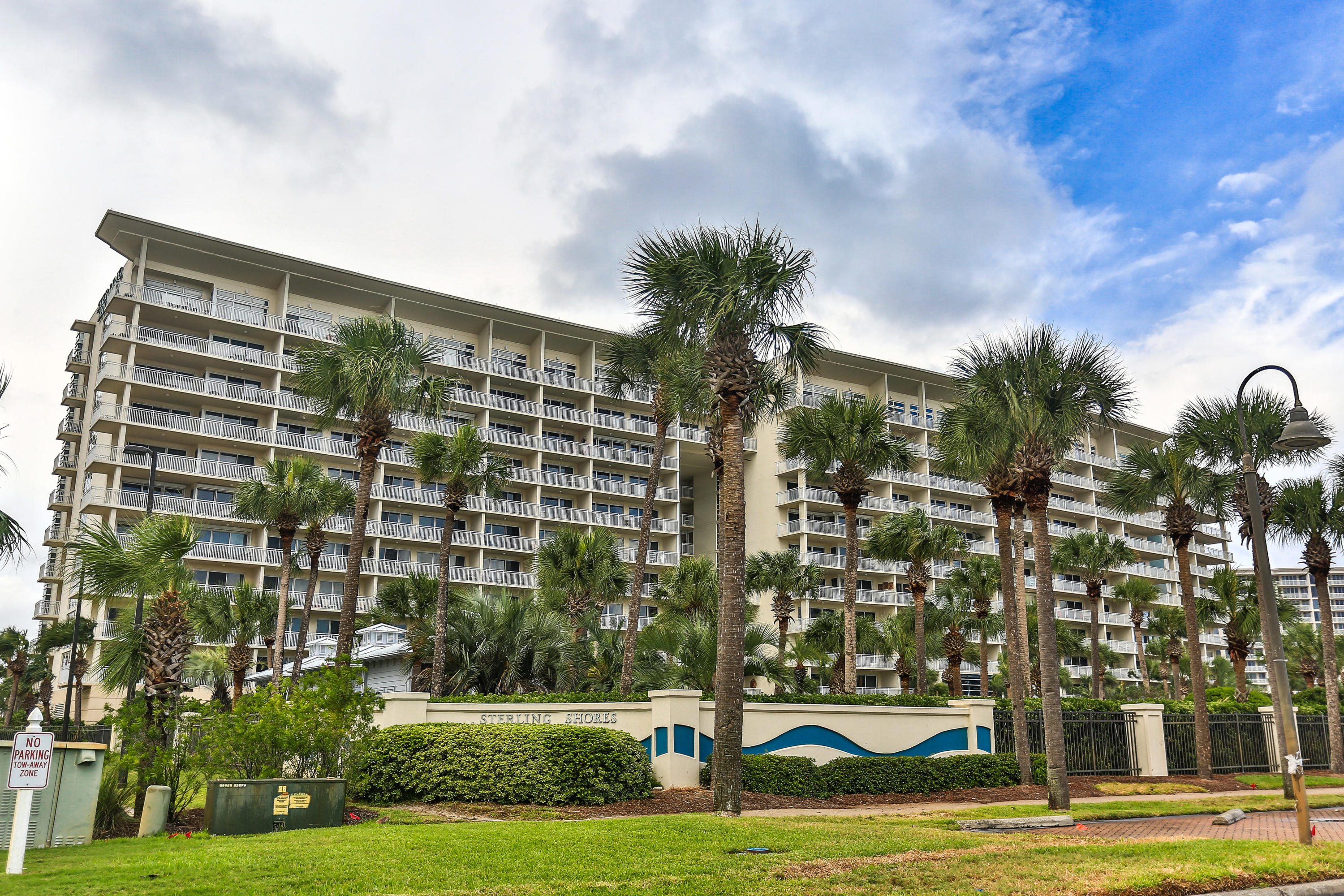 STERLING SHORES - Residential