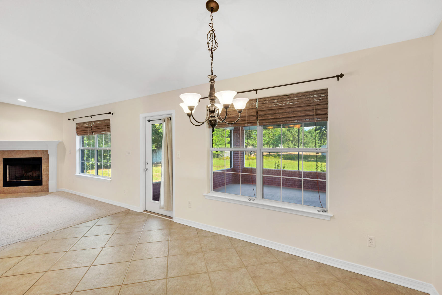 HOLLEY BY THE SEA - Residential