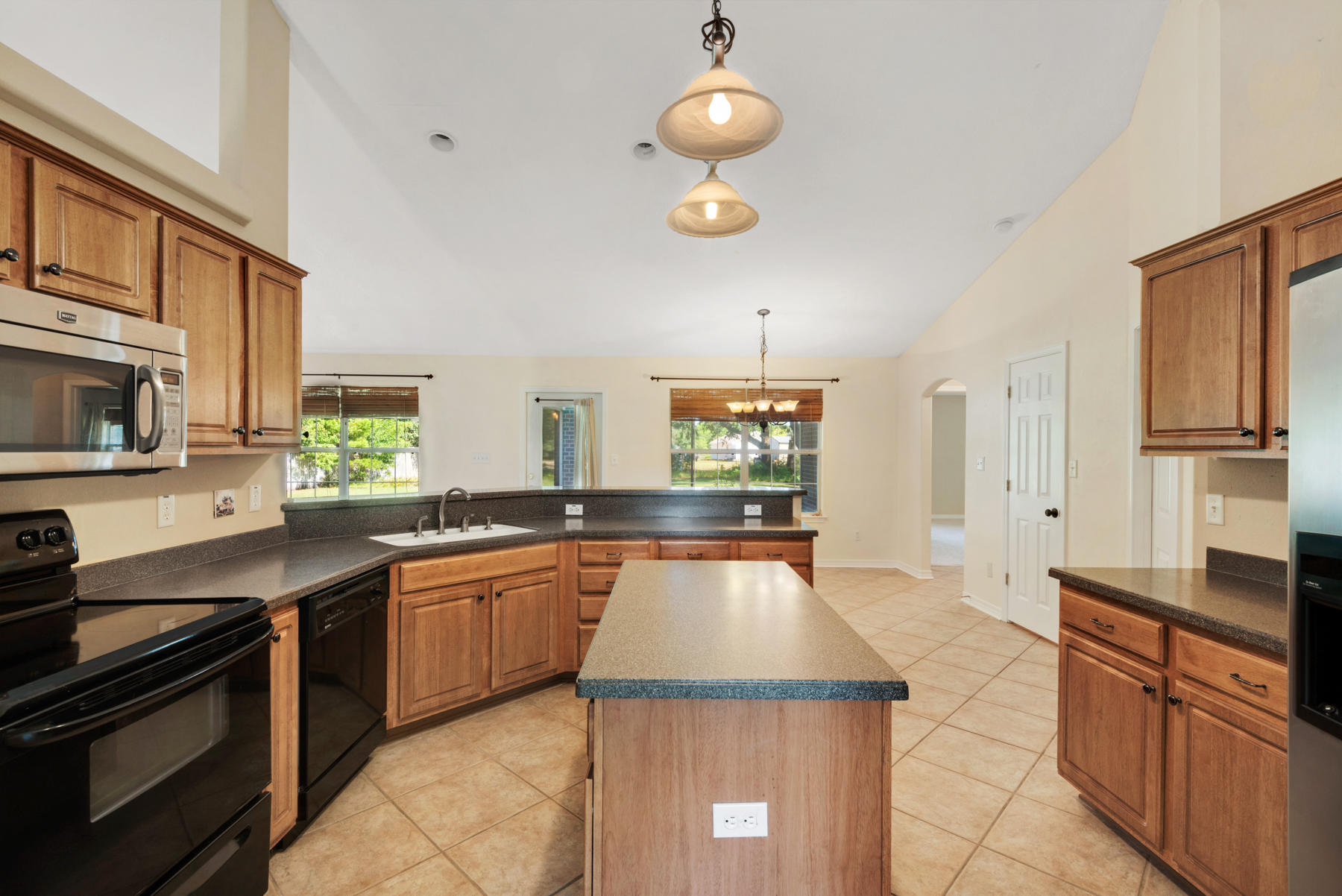 HOLLEY BY THE SEA - Residential