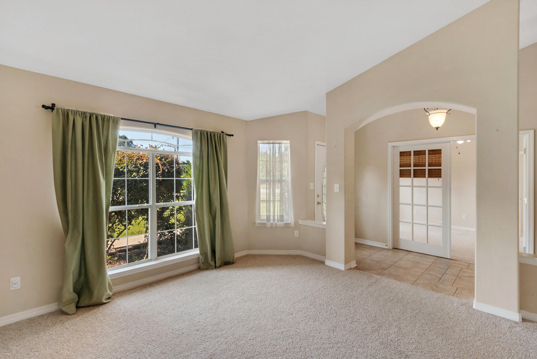 HOLLEY BY THE SEA - Residential