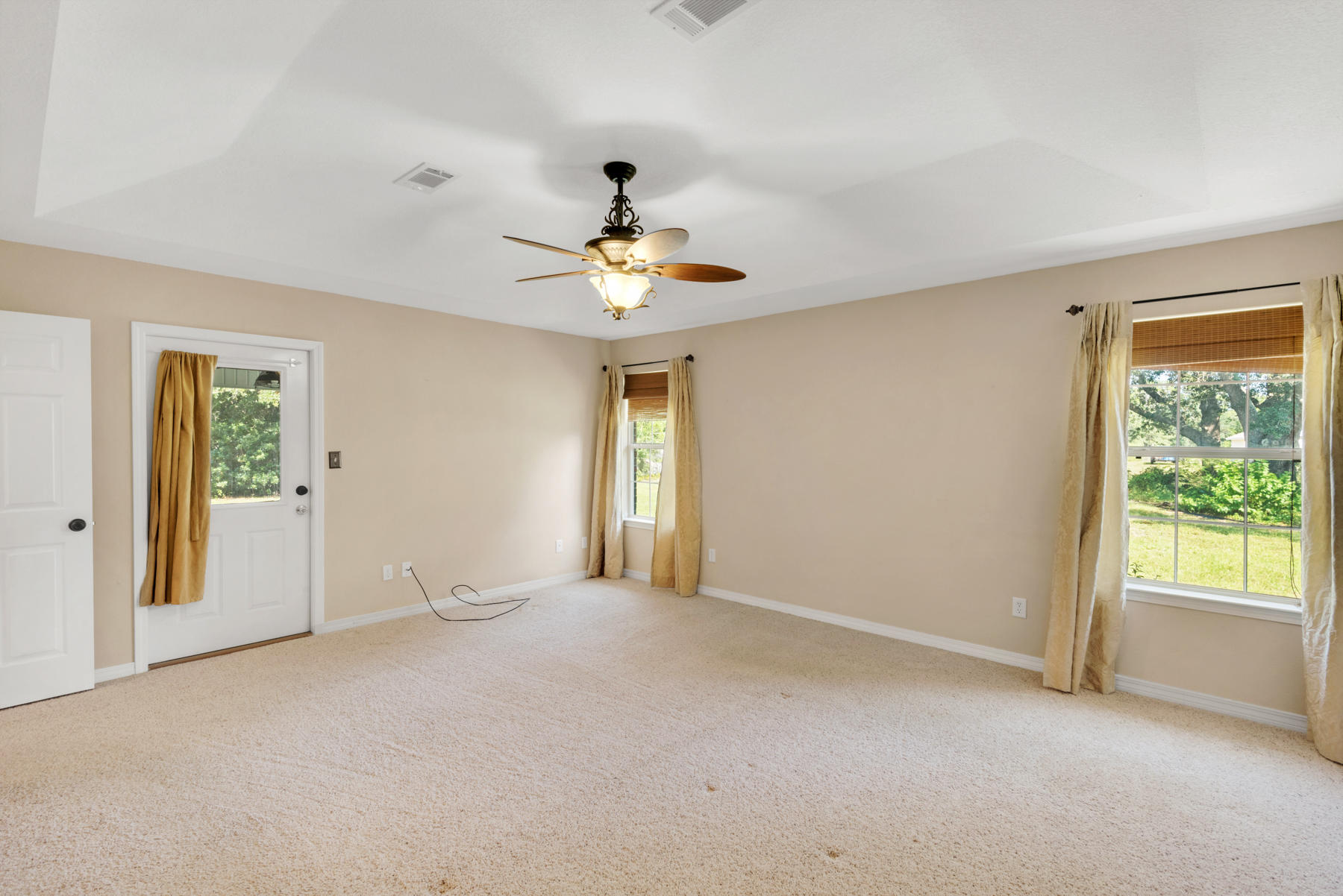 HOLLEY BY THE SEA - Residential