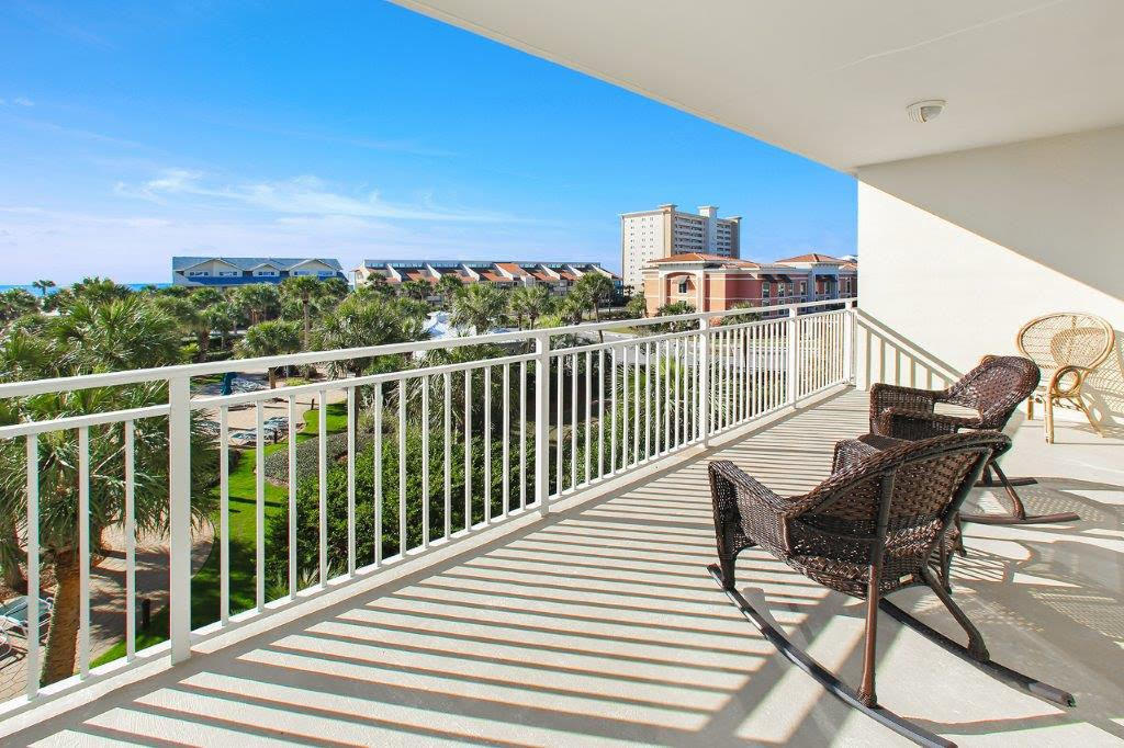 STERLING SHORES - Residential