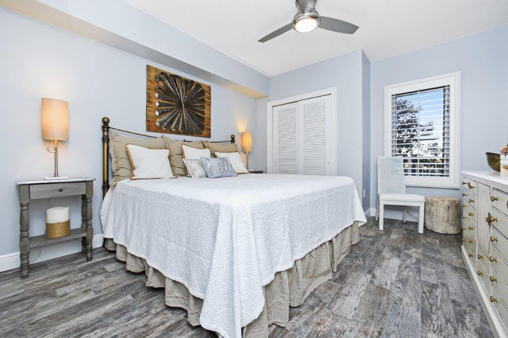 STERLING SHORES - Residential