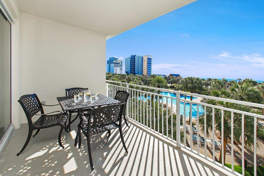 STERLING SHORES - Residential