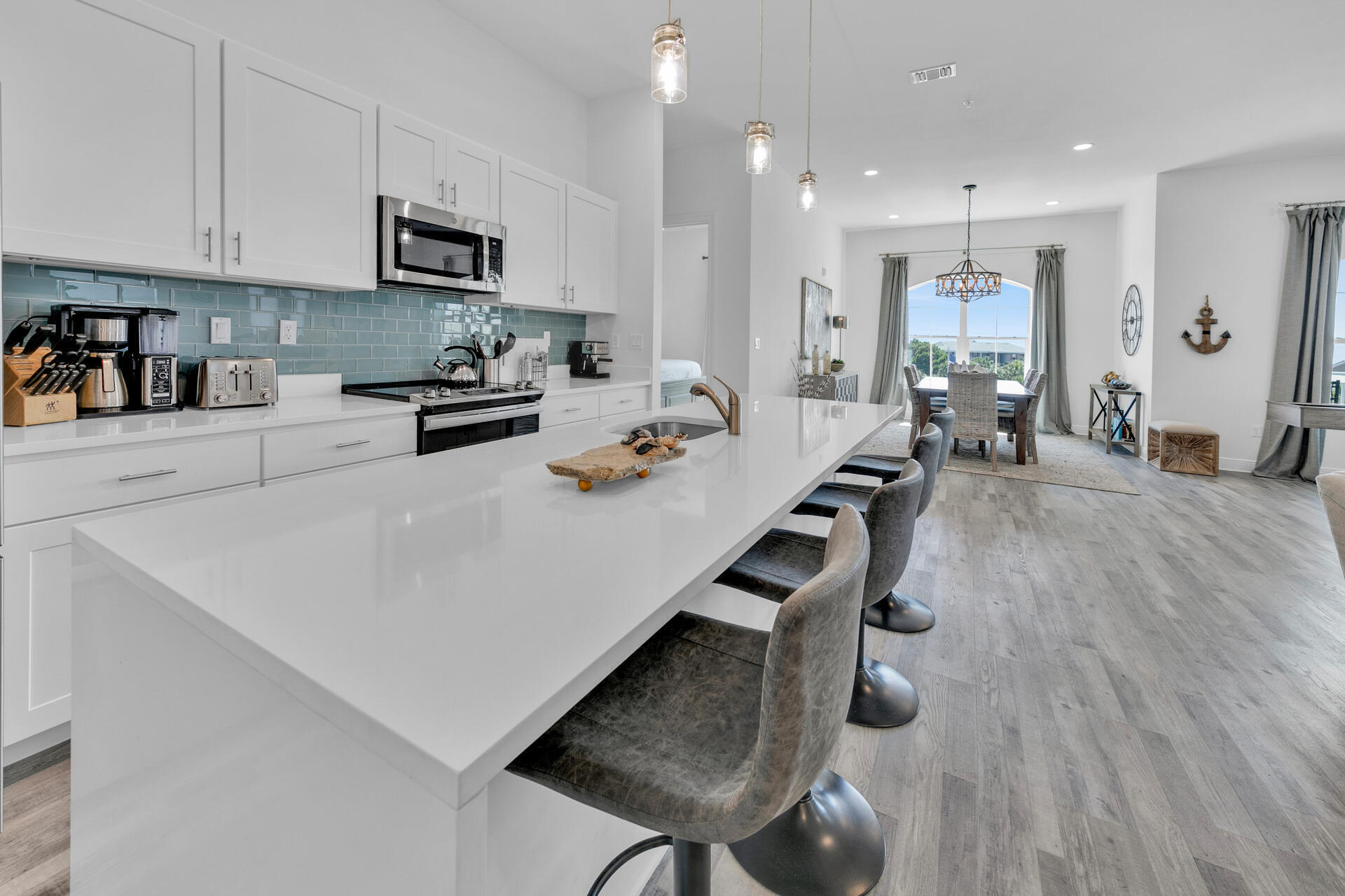 GULF PLACE RESIDENCES - Residential
