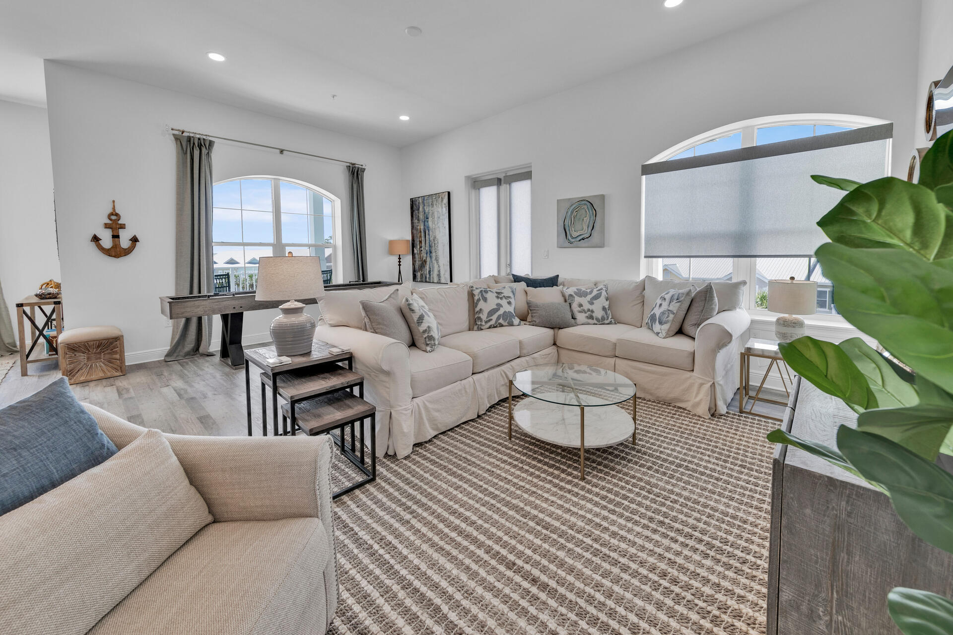 GULF PLACE RESIDENCES - Residential