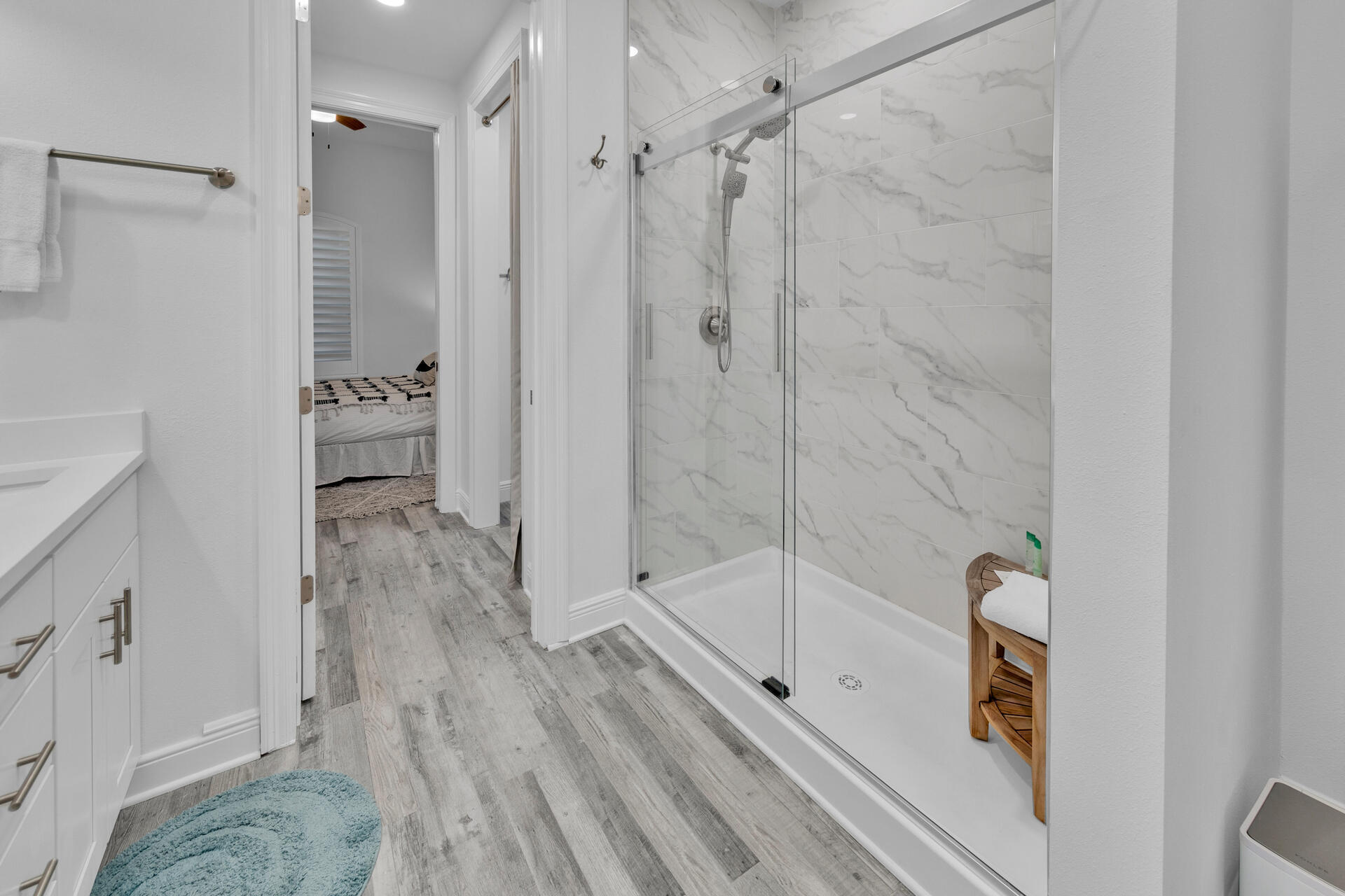 GULF PLACE RESIDENCES - Residential