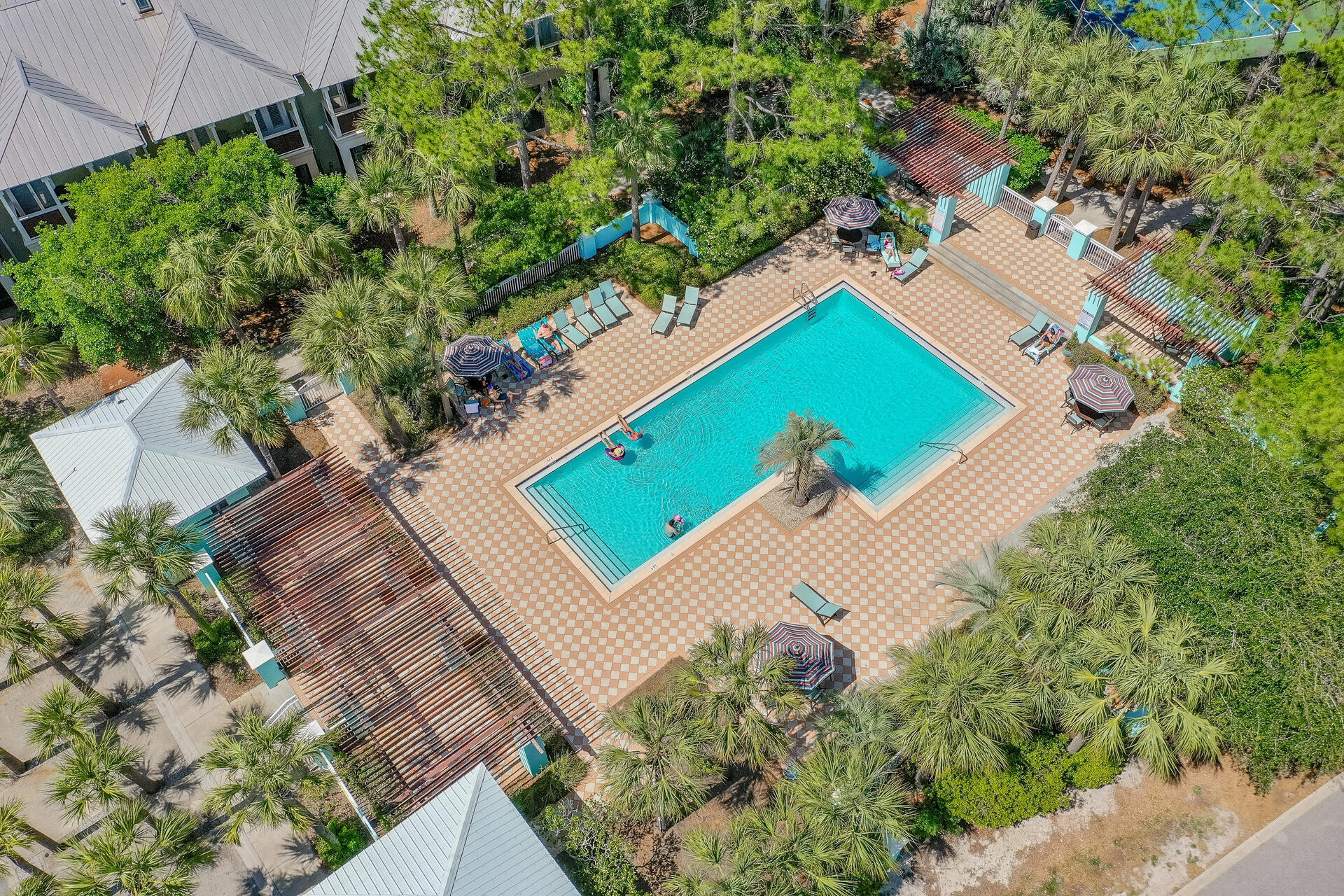 GULF PLACE RESIDENCES - Residential