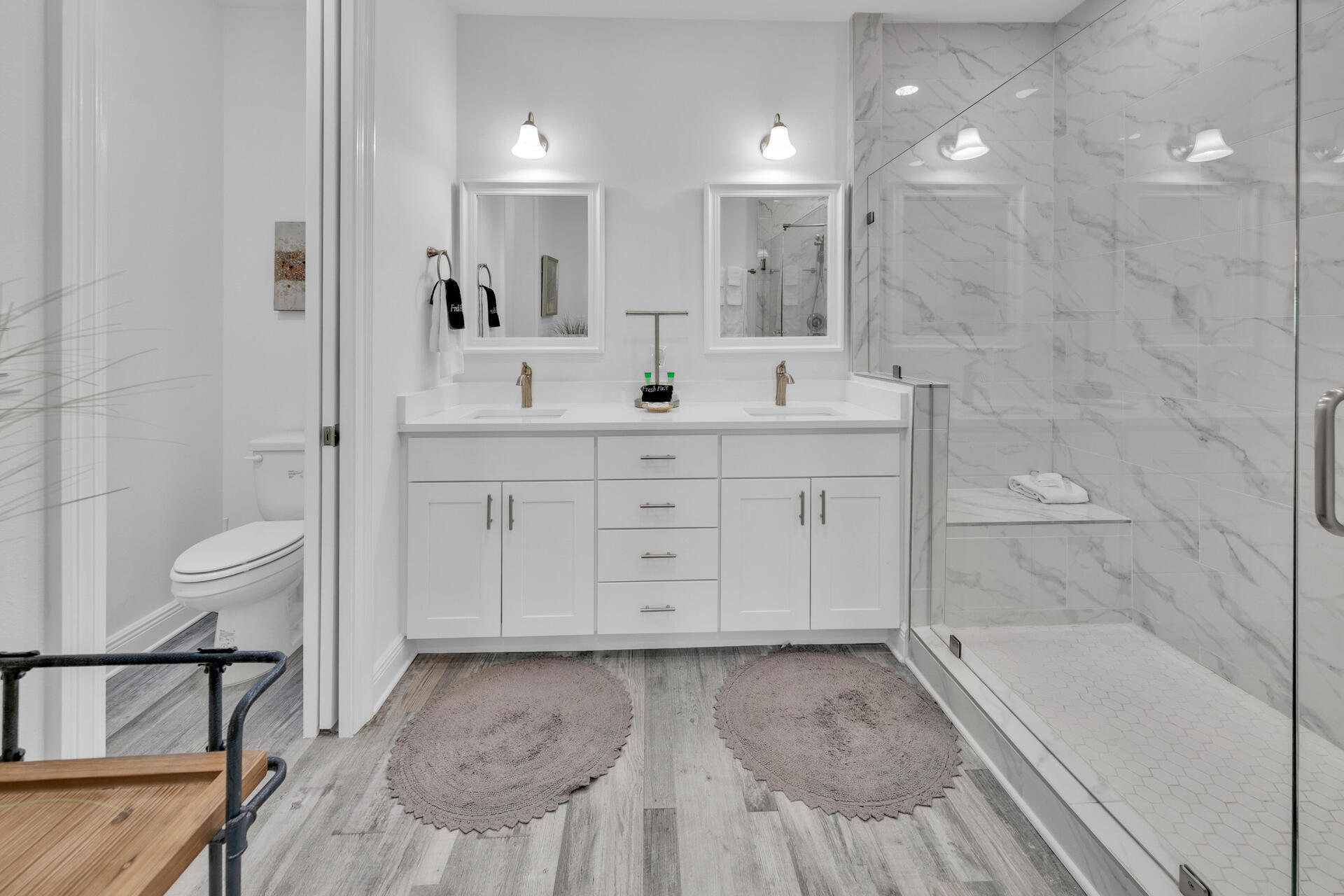 GULF PLACE RESIDENCES - Residential