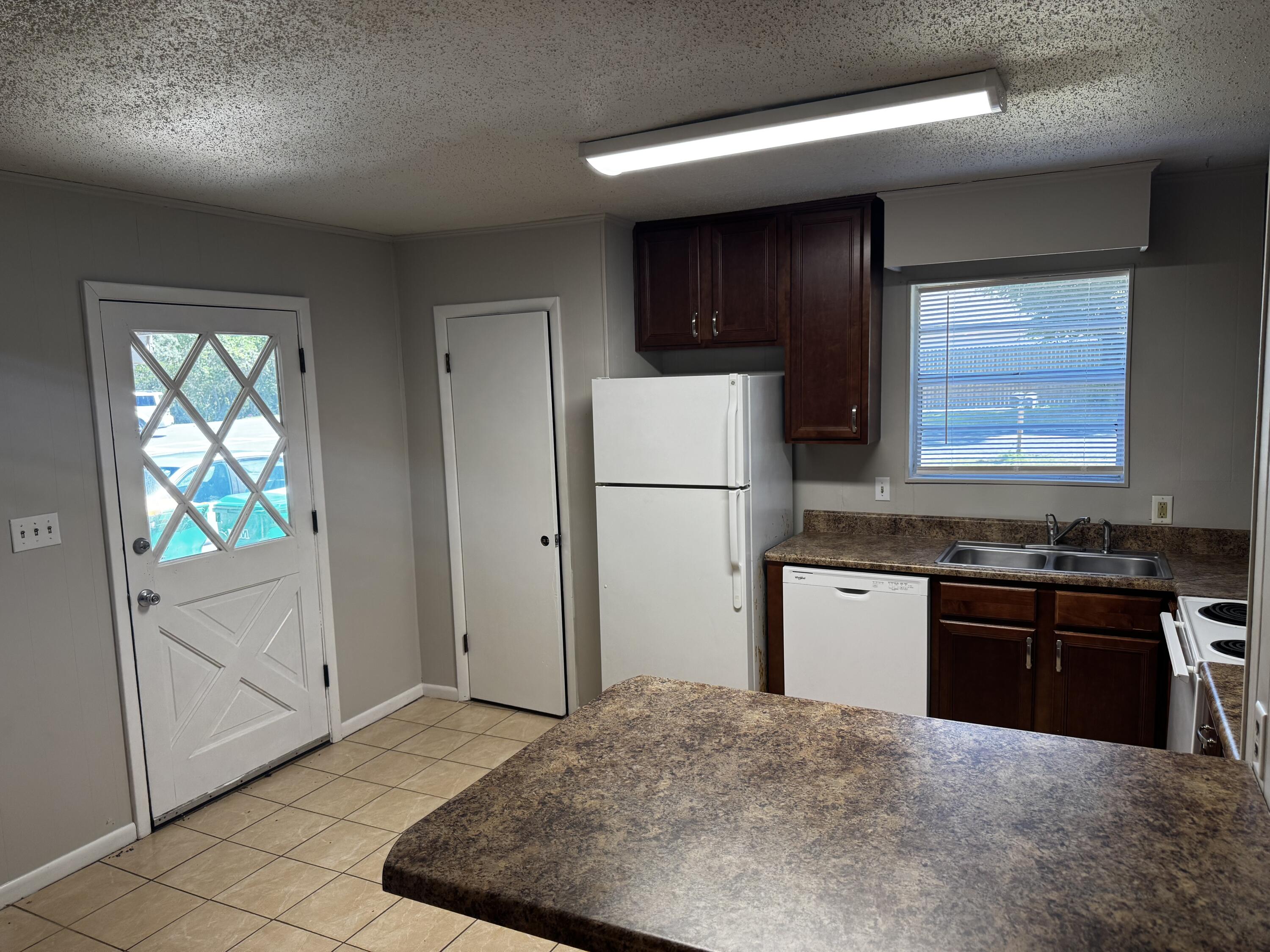 CALHOUN S/D TO DESTIN - Residential Lease