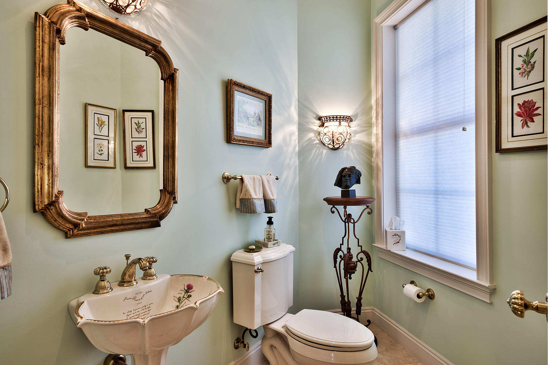 BAYTOWNE AVENUE - Residential