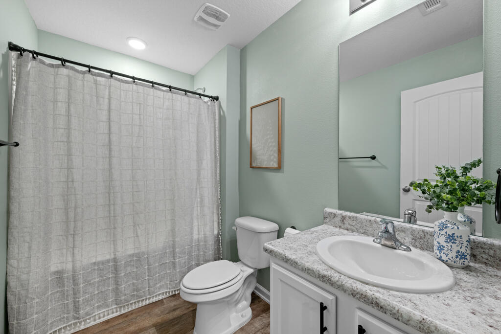 REDSTONE COMMONS - Residential