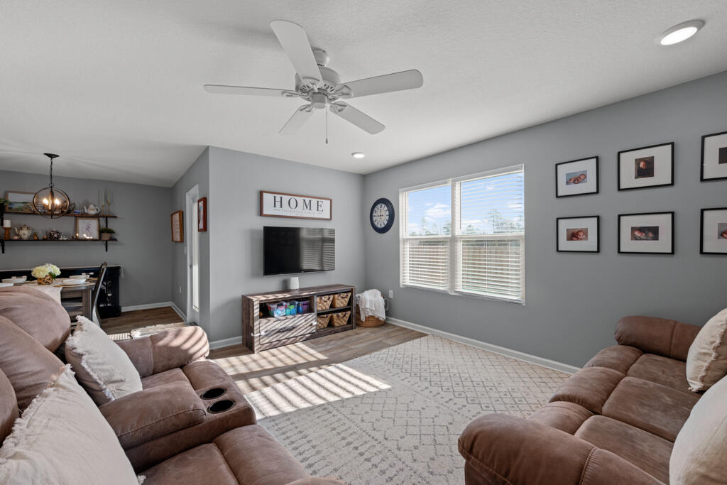 REDSTONE COMMONS - Residential
