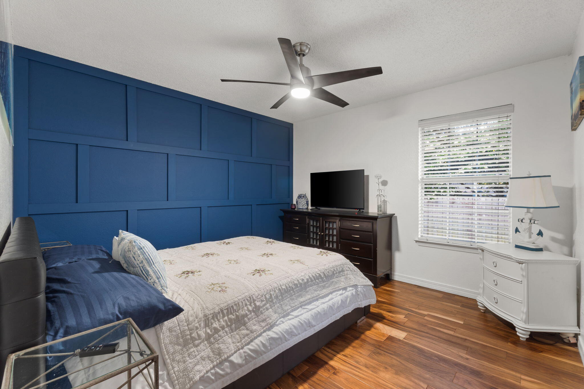 HOLLEY BY THE SEA - Residential