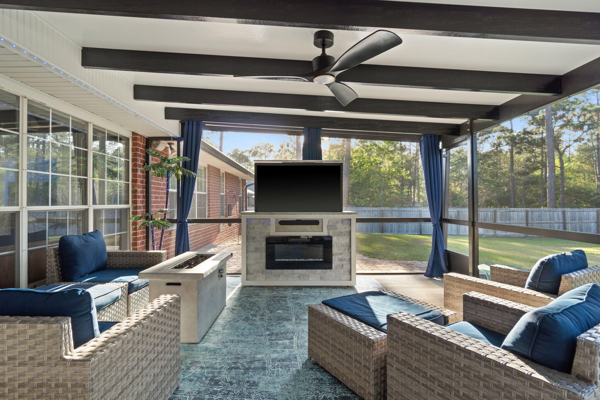 HOLLEY BY THE SEA - Residential