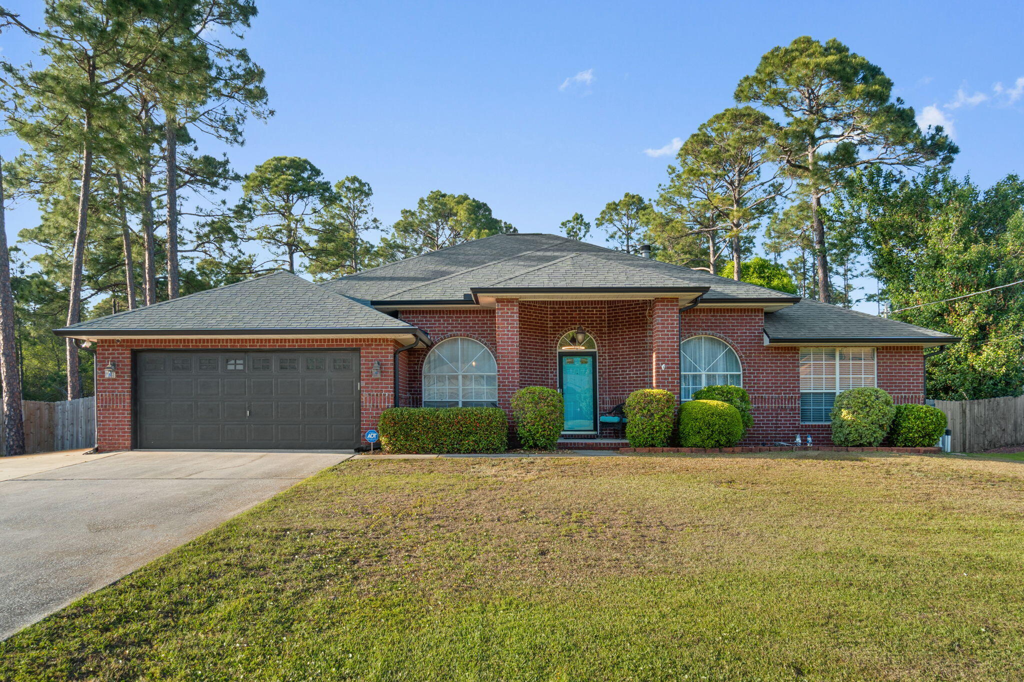 HOLLEY BY THE SEA - Residential