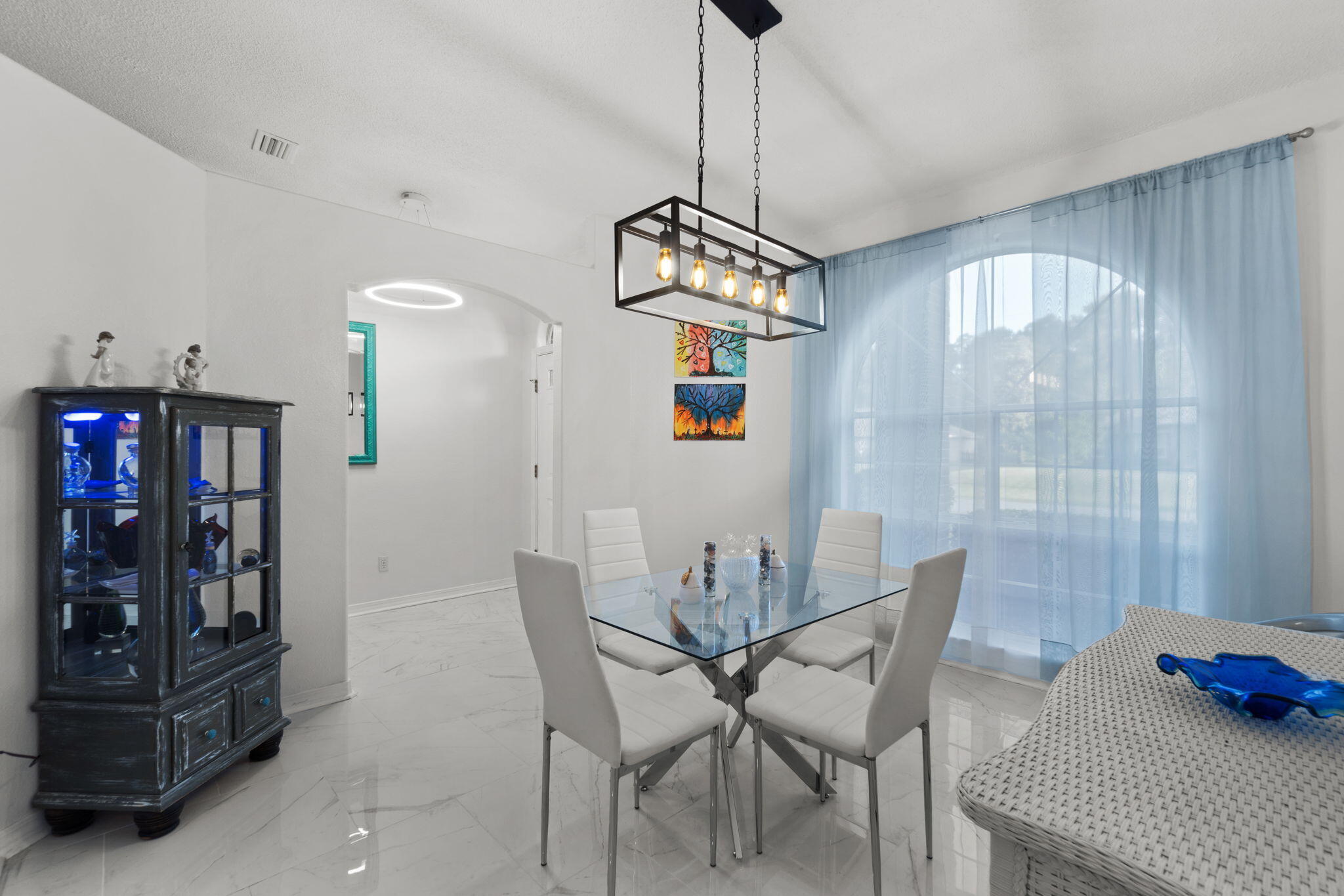 HOLLEY BY THE SEA - Residential