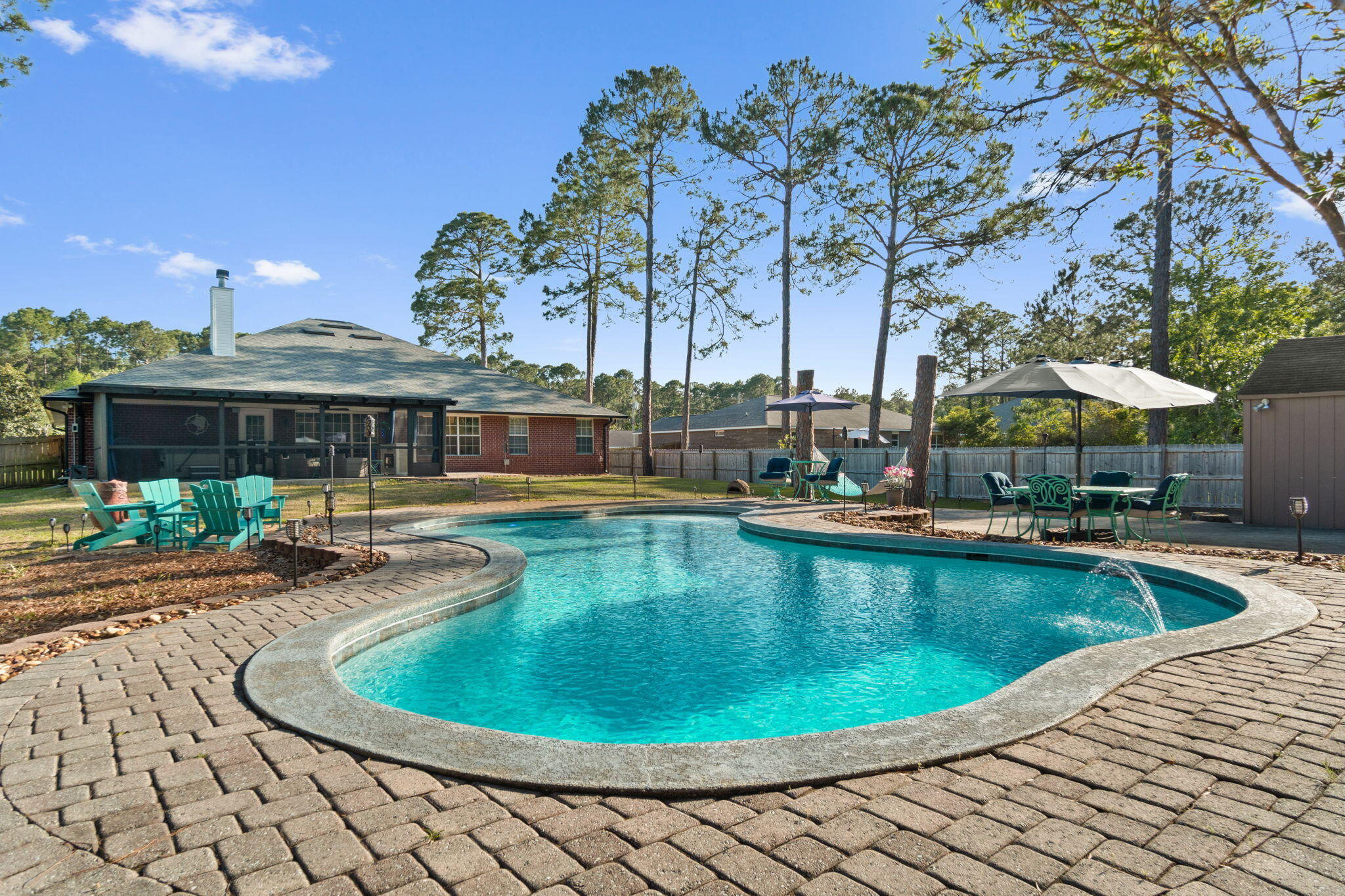 HOLLEY BY THE SEA - Residential