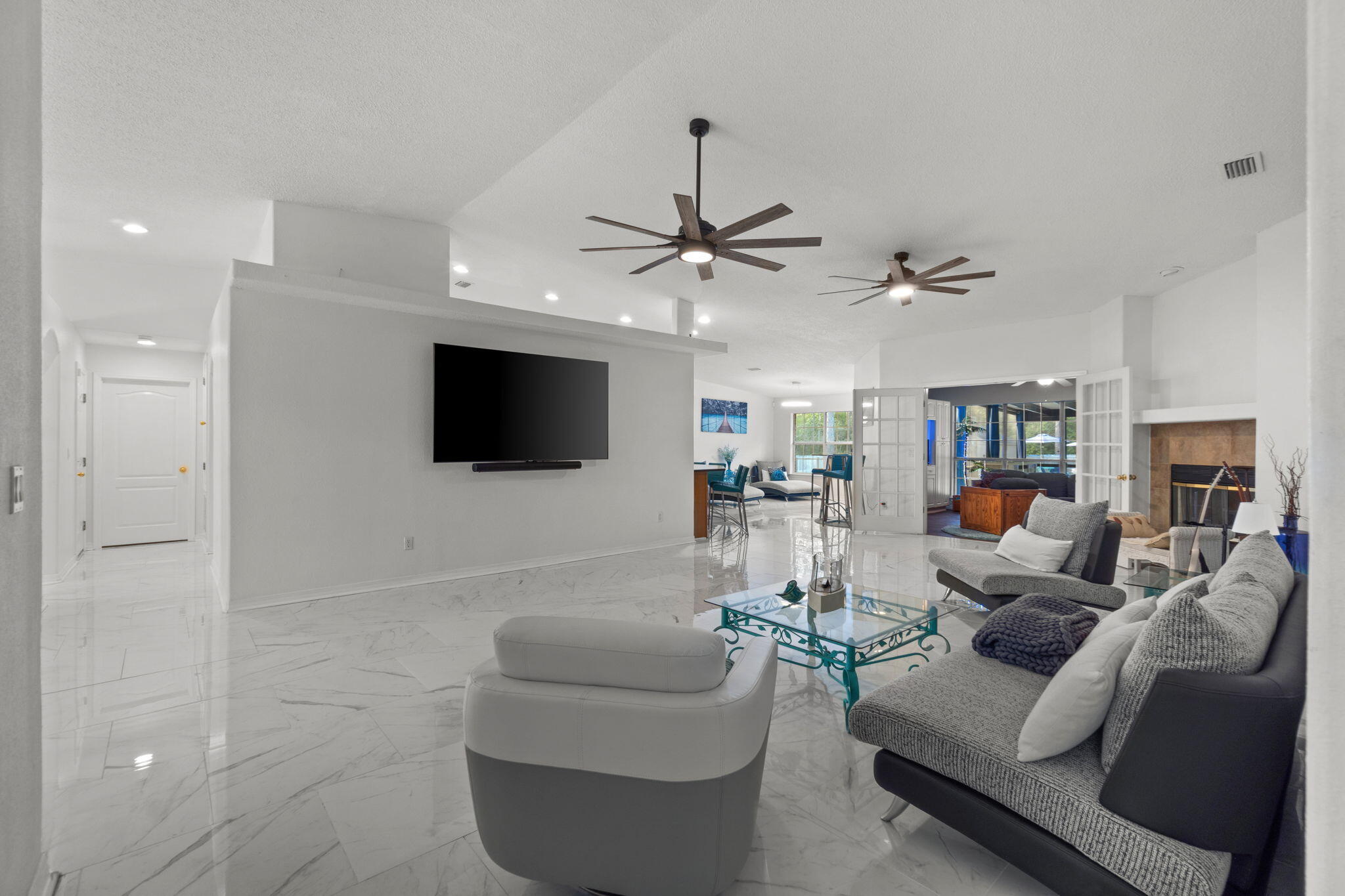 HOLLEY BY THE SEA - Residential