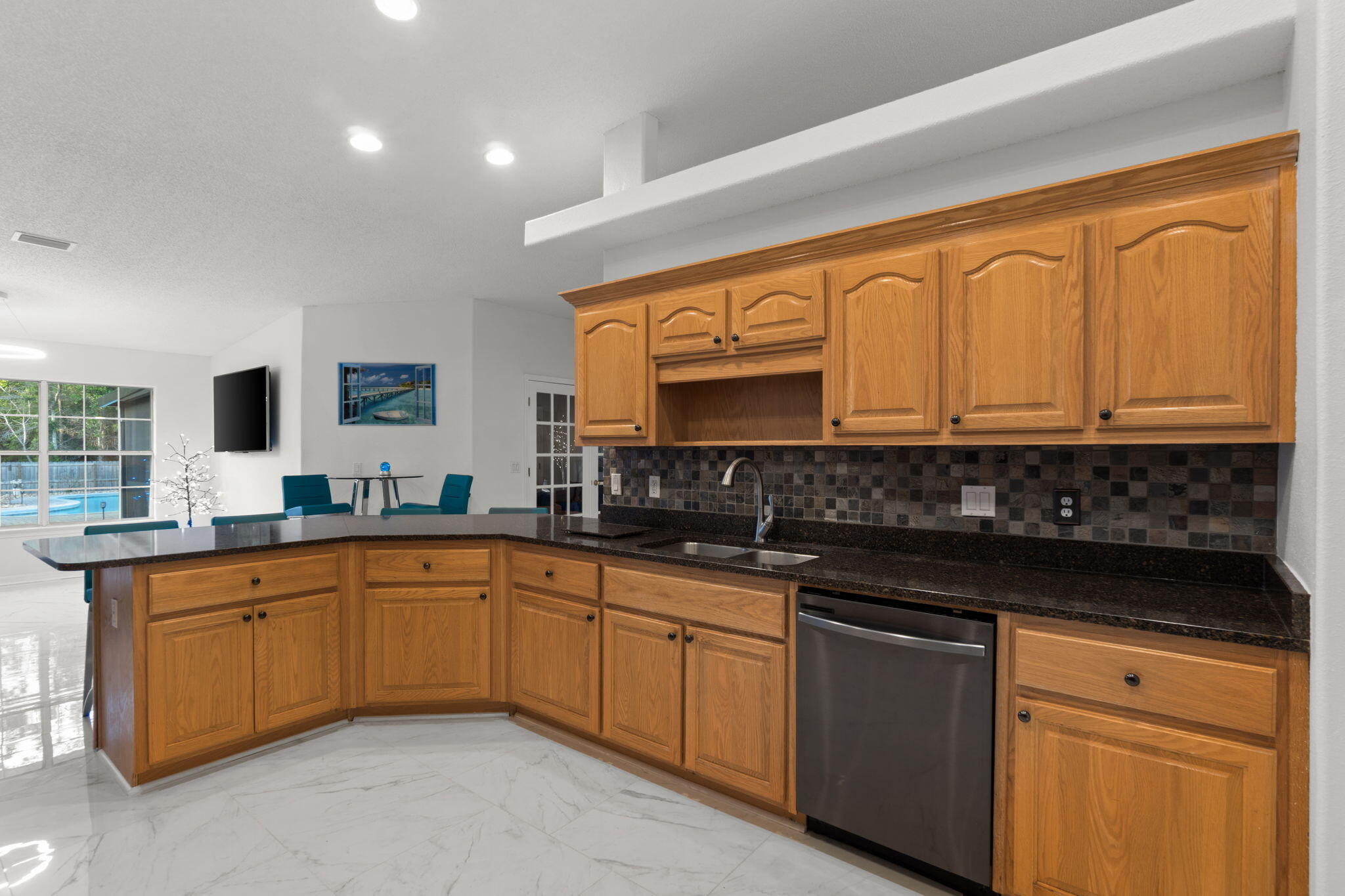 HOLLEY BY THE SEA - Residential