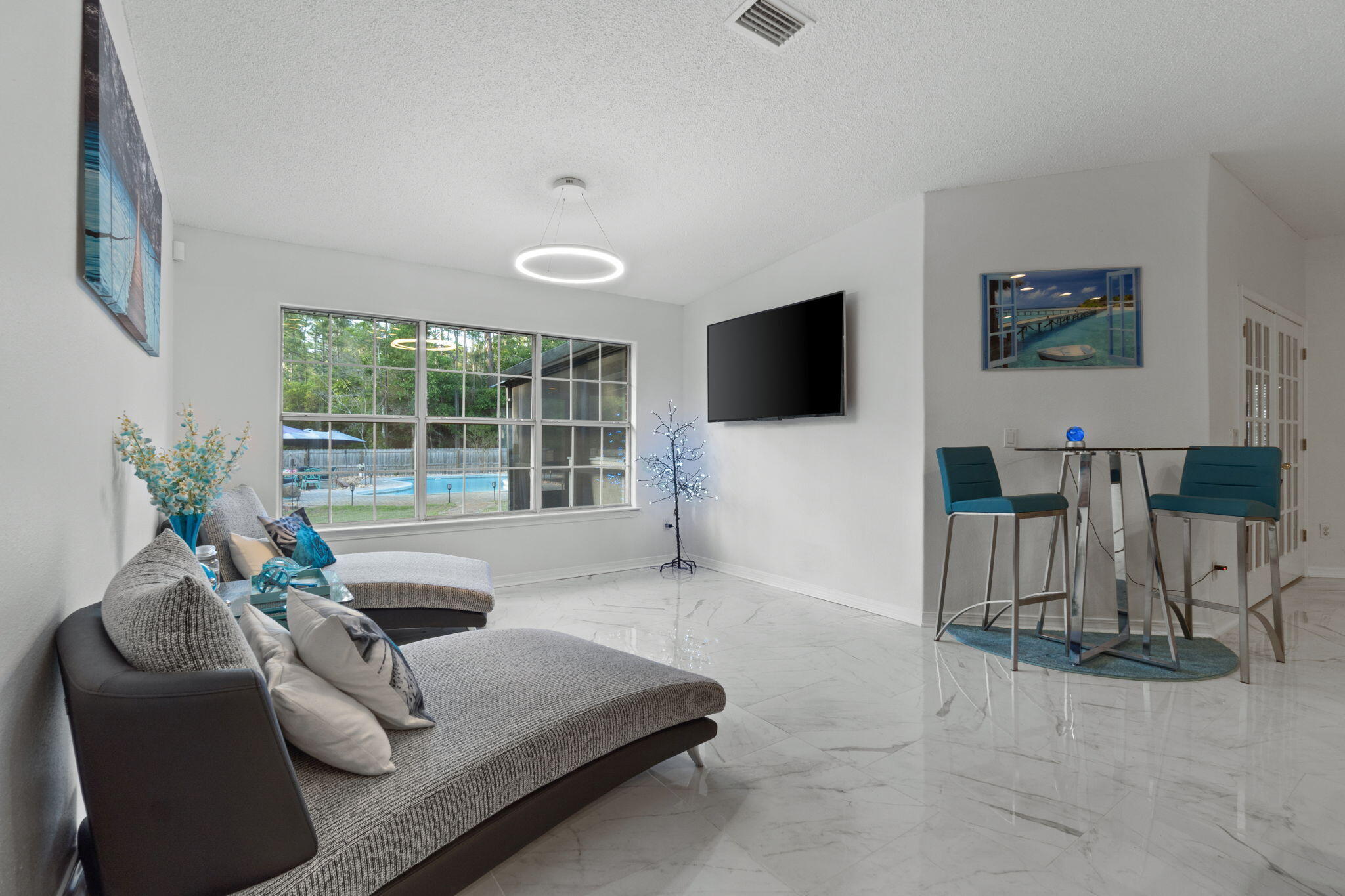 HOLLEY BY THE SEA - Residential