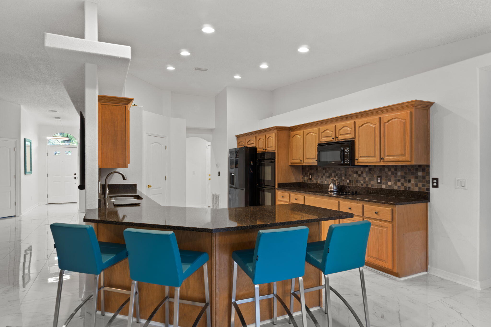 HOLLEY BY THE SEA - Residential