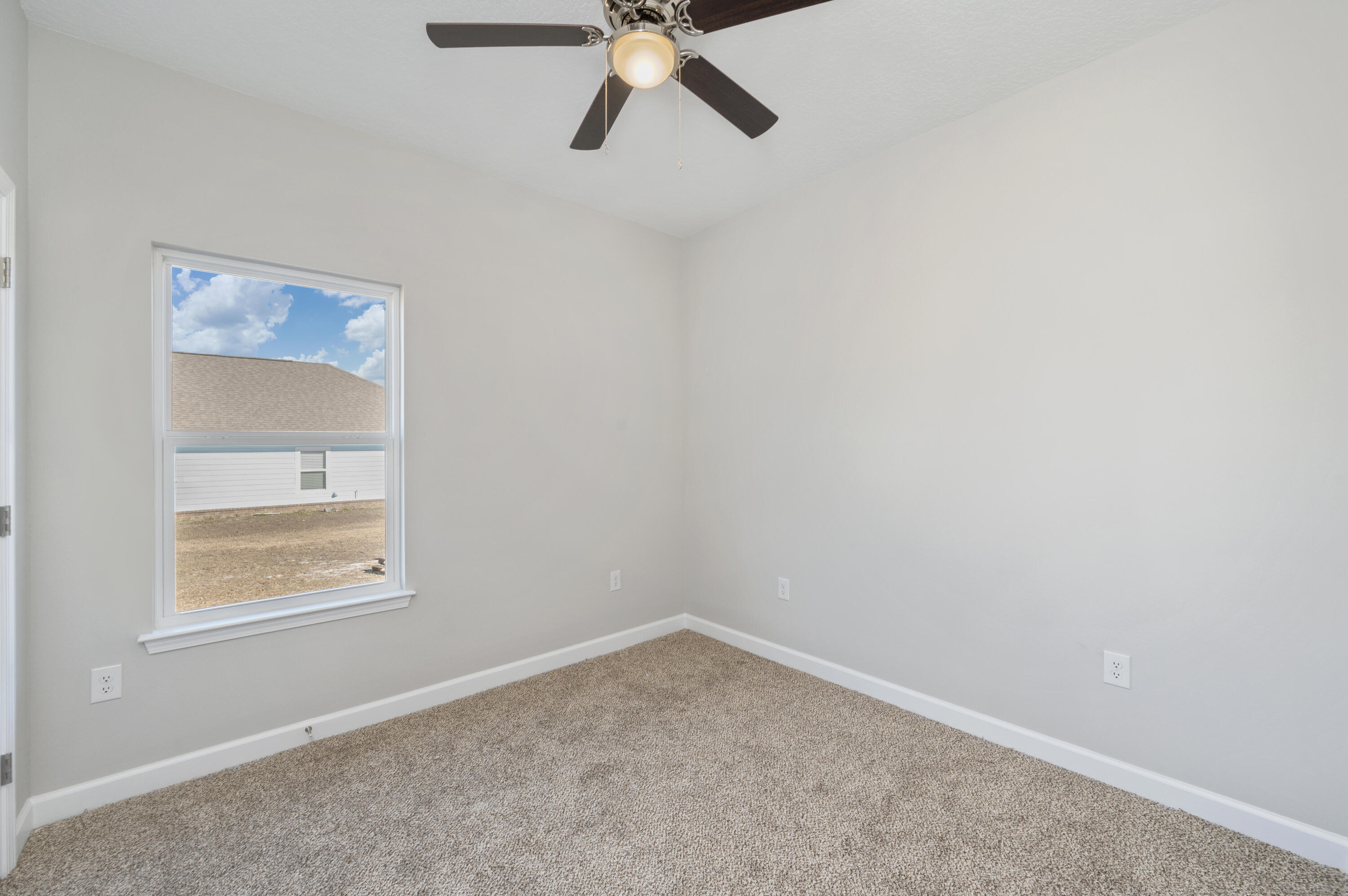 LAGRANGE LANDING - Residential