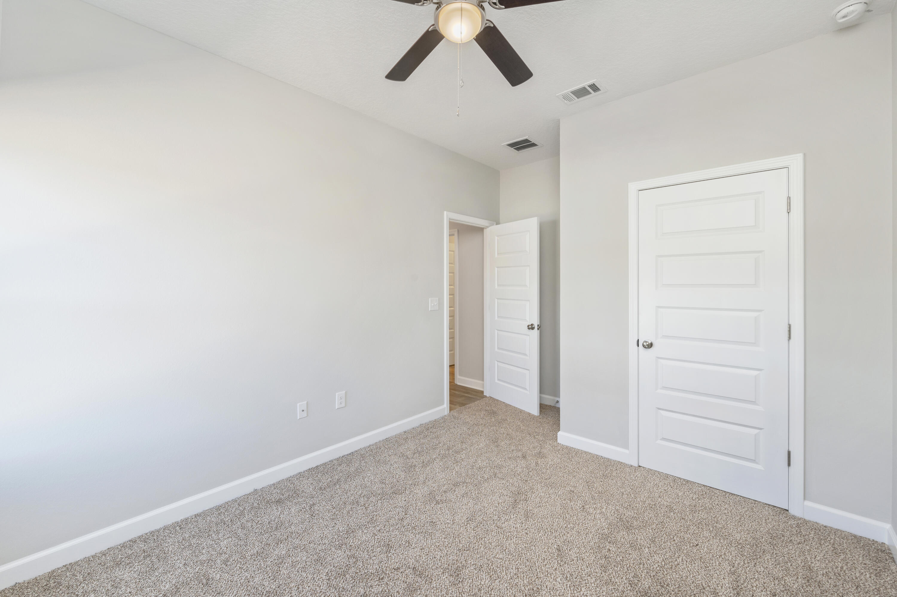 LAGRANGE LANDING - Residential