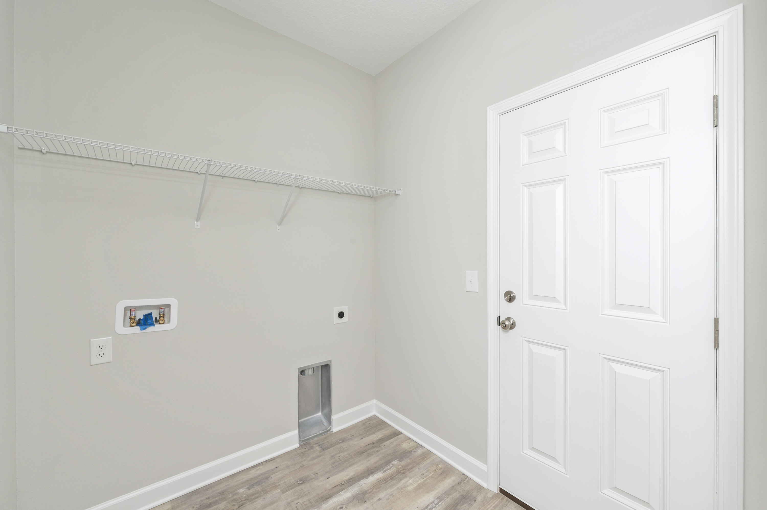 LAGRANGE LANDING - Residential