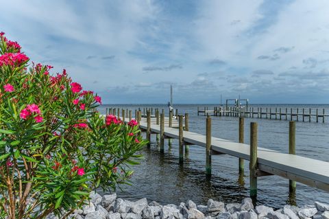 A home in Santa Rosa Beach