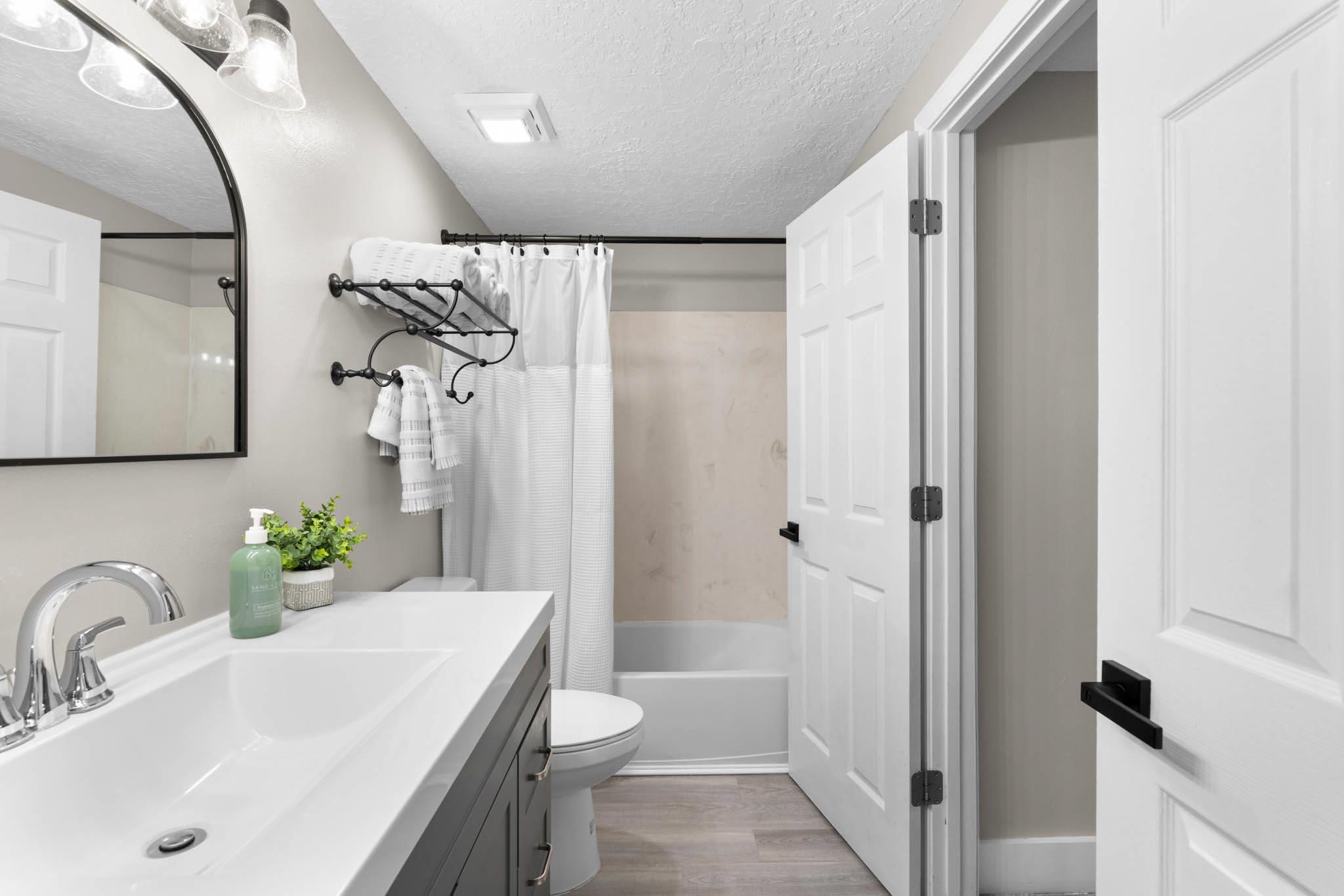 CIBONEY CONDO - Residential