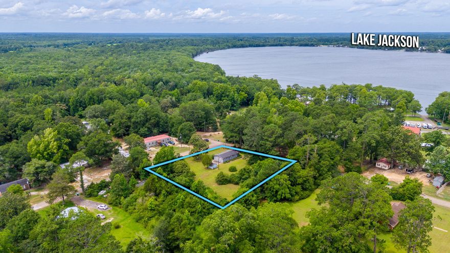 Location is EVERYTHING! 1 block off Beautiful Lake Jackson this property offers 4 buildable lots with city utilities already in place! All lots face Elm Street which offers a quiet entry to property. Property offers great landscaping already in place, mature trees and endless opportunities for what you are looking for! Property of this size does not come available often in this area with this size acreage! Call today to view this great buy located less than 1 hour from the white sandy beaches of South Walton County Florida. Escape the prices of Florida just over the line in BEAUTIFUL and WELCOMING Florala, AL! Low taxes, low insurance gives you the opportunity to build your dream home or development is endless. Florala is golf cart friendly and offers all you need for small town living.
