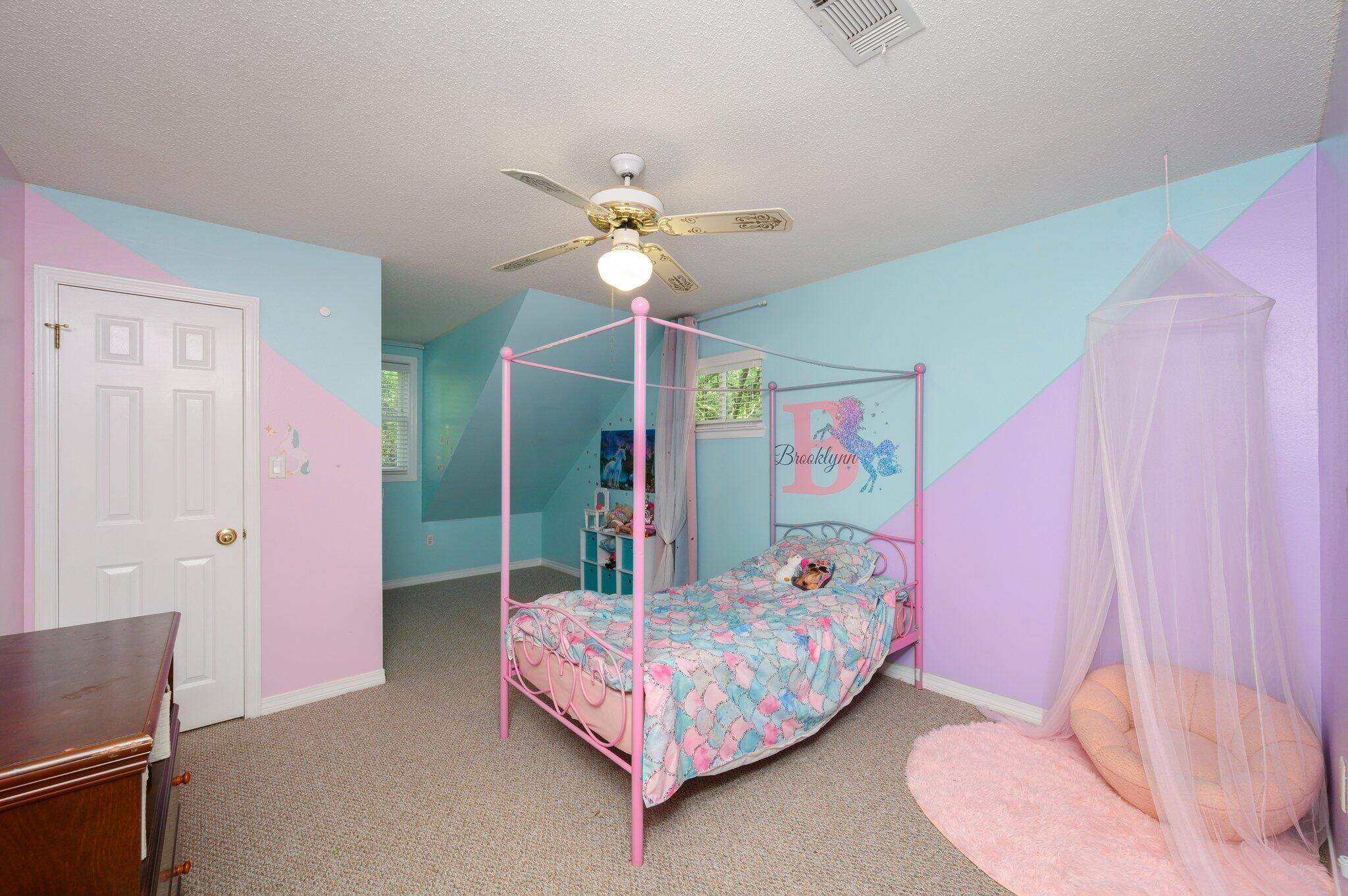 RIVERSIDE NORTH - Residential