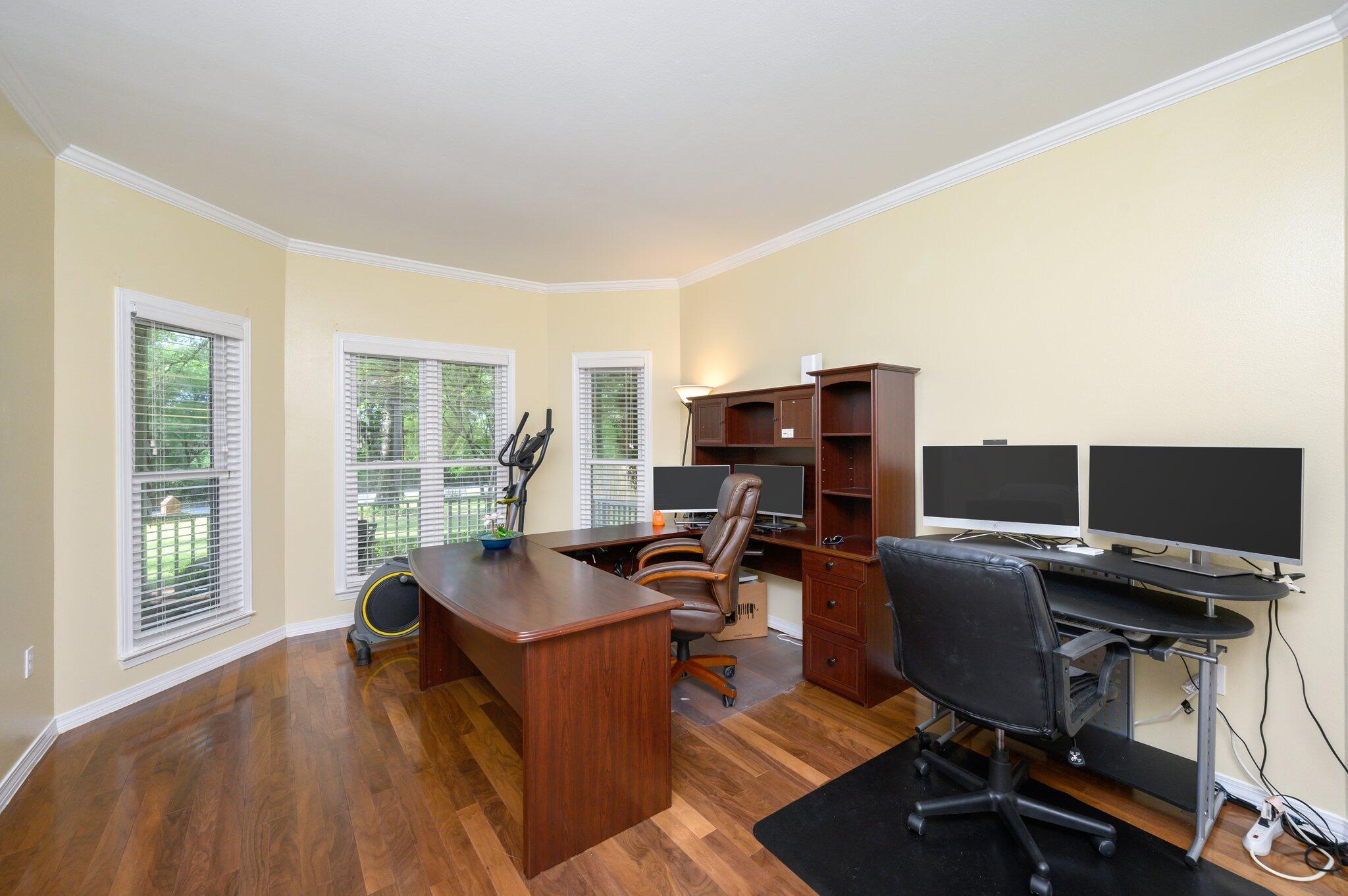 RIVERSIDE NORTH - Residential