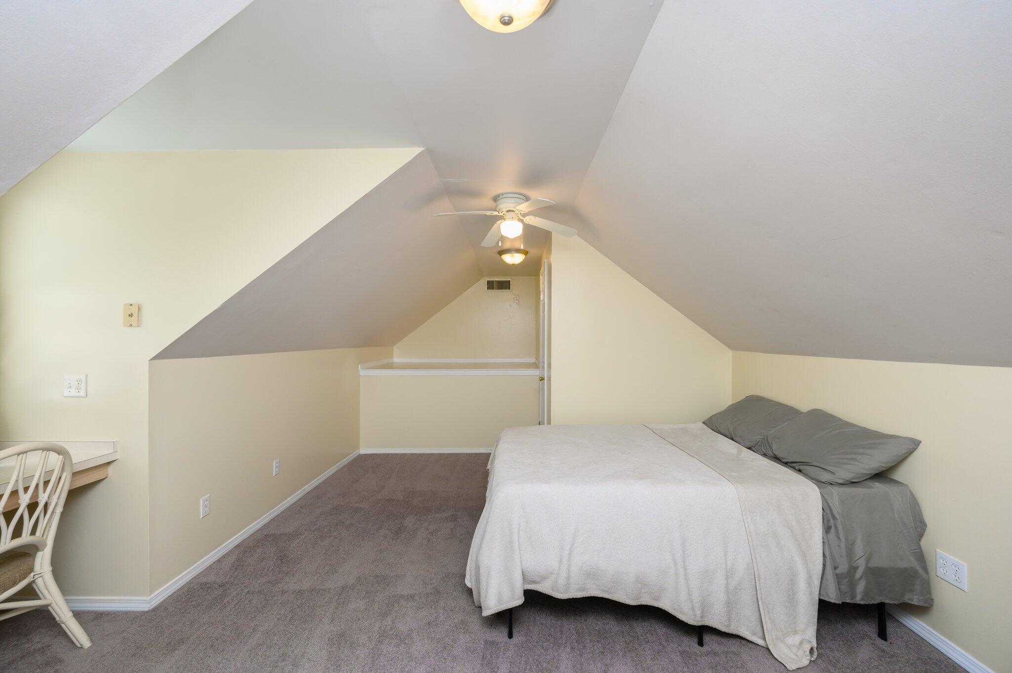 RIVERSIDE NORTH - Residential