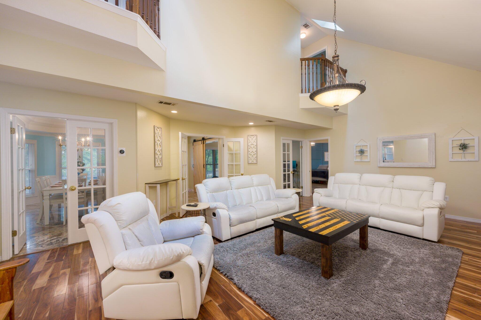 RIVERSIDE NORTH - Residential