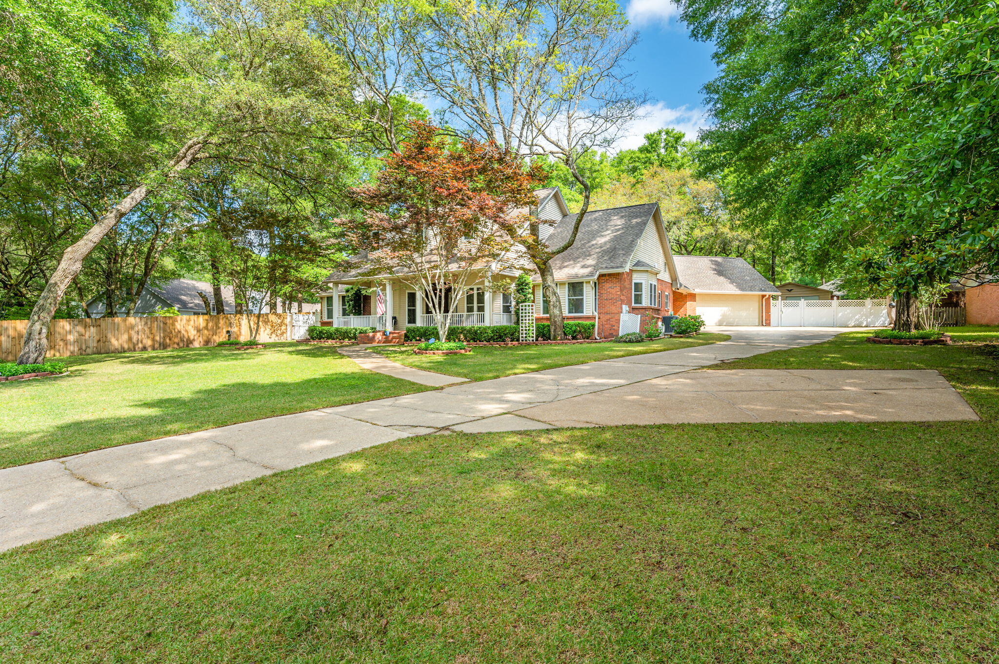 RIVERSIDE NORTH - Residential