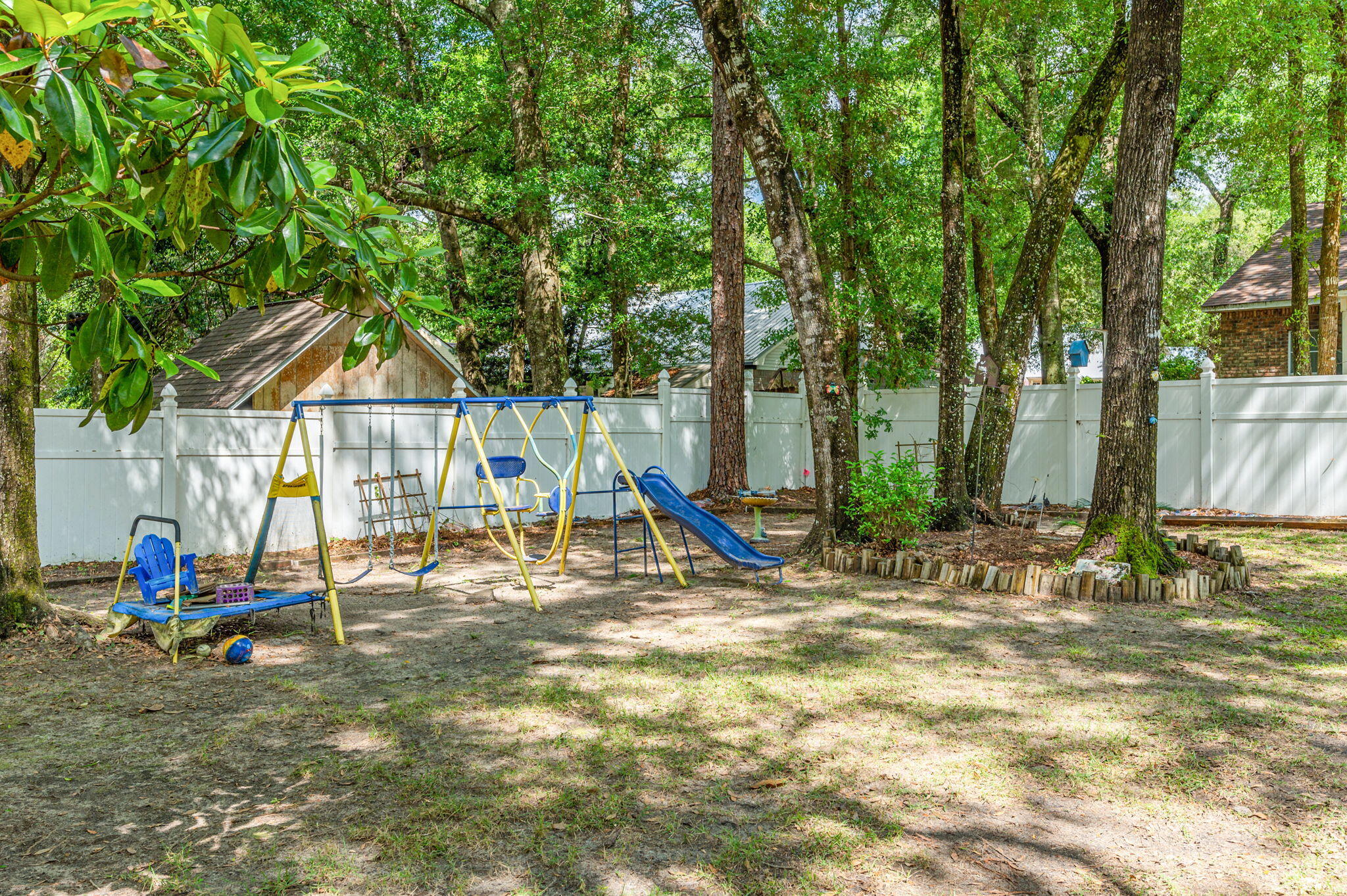 RIVERSIDE NORTH - Residential