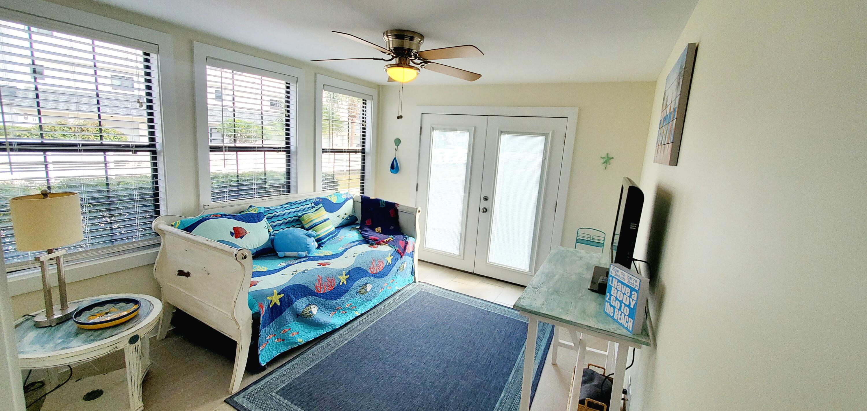 BEACHSIDE TOWNHOMES - Residential