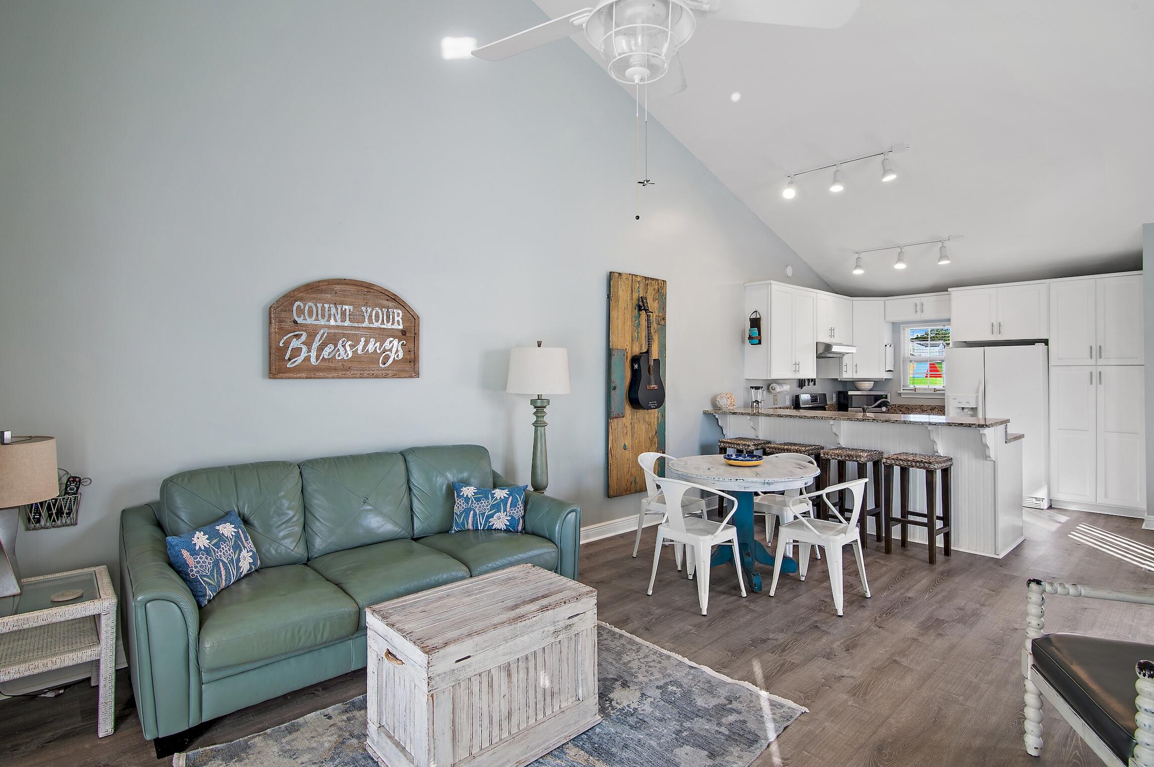 BEACHSIDE TOWNHOMES - Residential