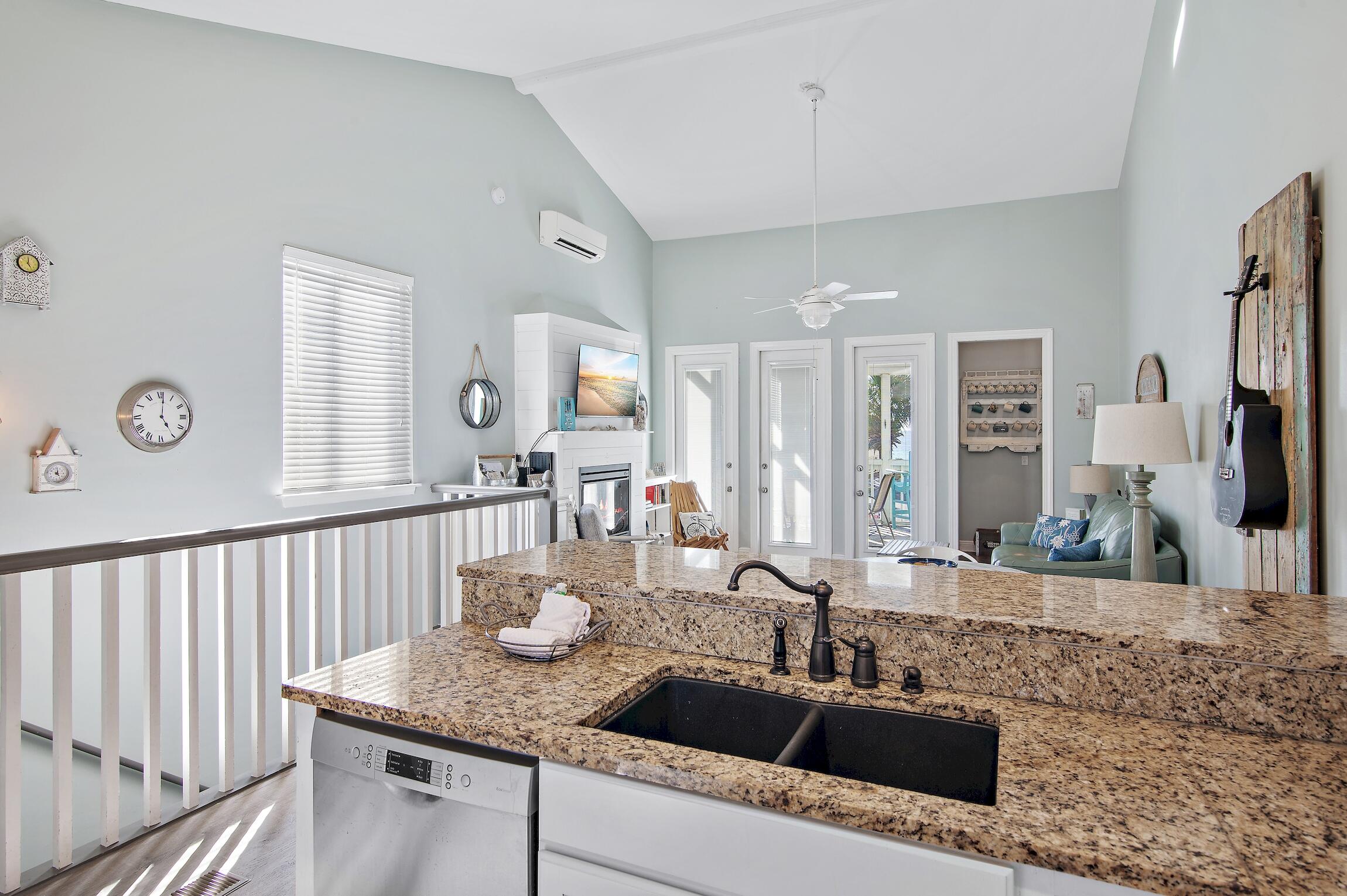 BEACHSIDE TOWNHOMES - Residential