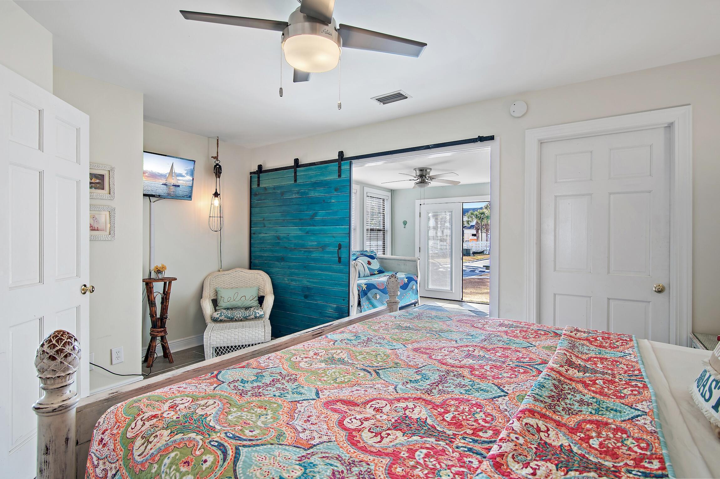 BEACHSIDE TOWNHOMES - Residential