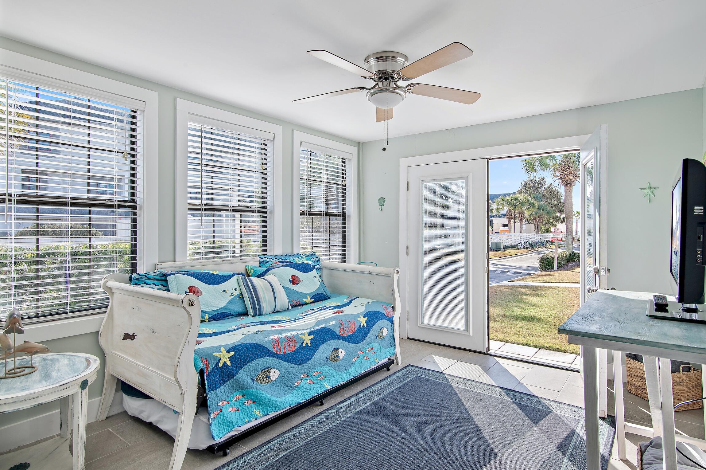 BEACHSIDE TOWNHOMES - Residential