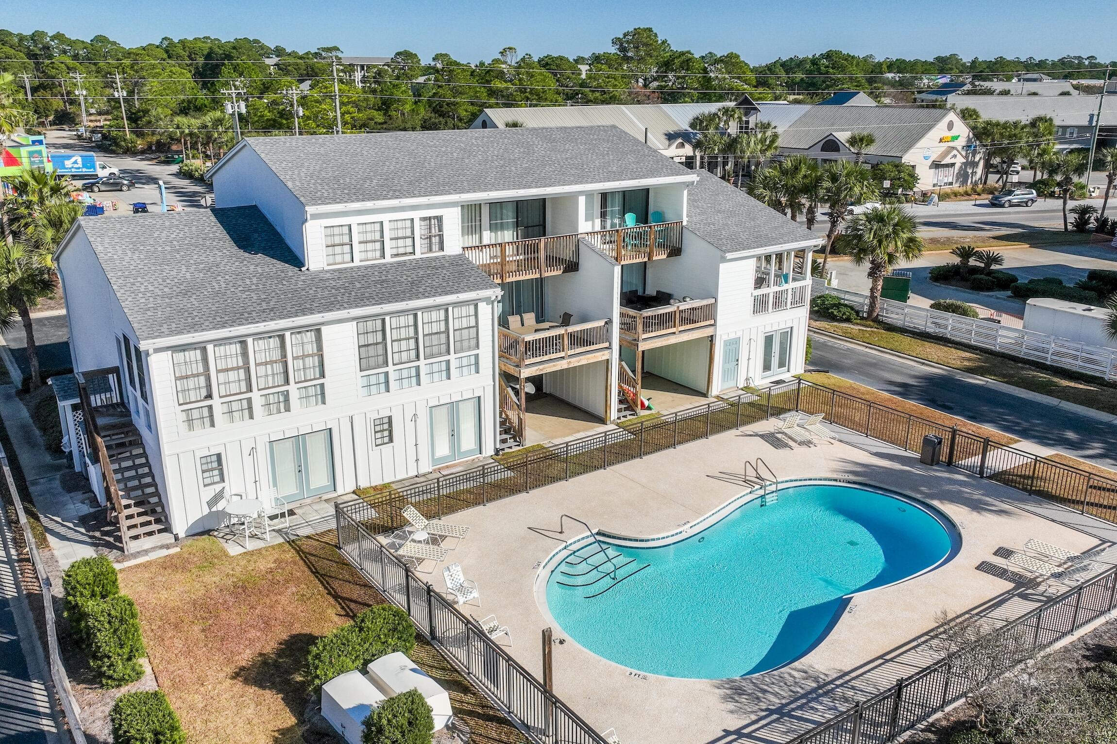 BEACHSIDE TOWNHOMES - Residential