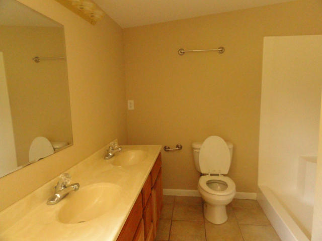 METES & BOUNDS - Farm