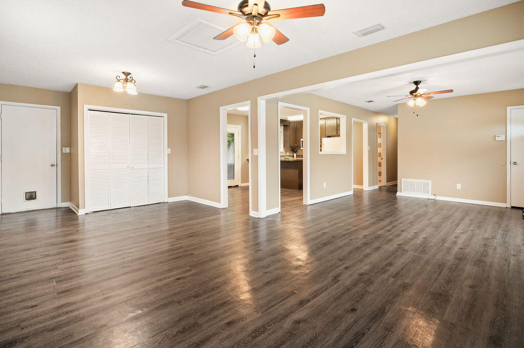 MIRAMAR ESTATES 3RD ADDN - Residential