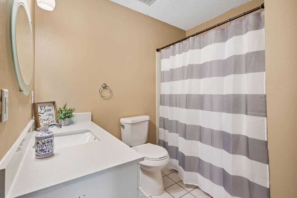 MIRAMAR ESTATES 3RD ADDN - Residential
