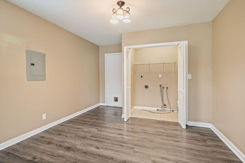 MIRAMAR ESTATES 3RD ADDN - Residential