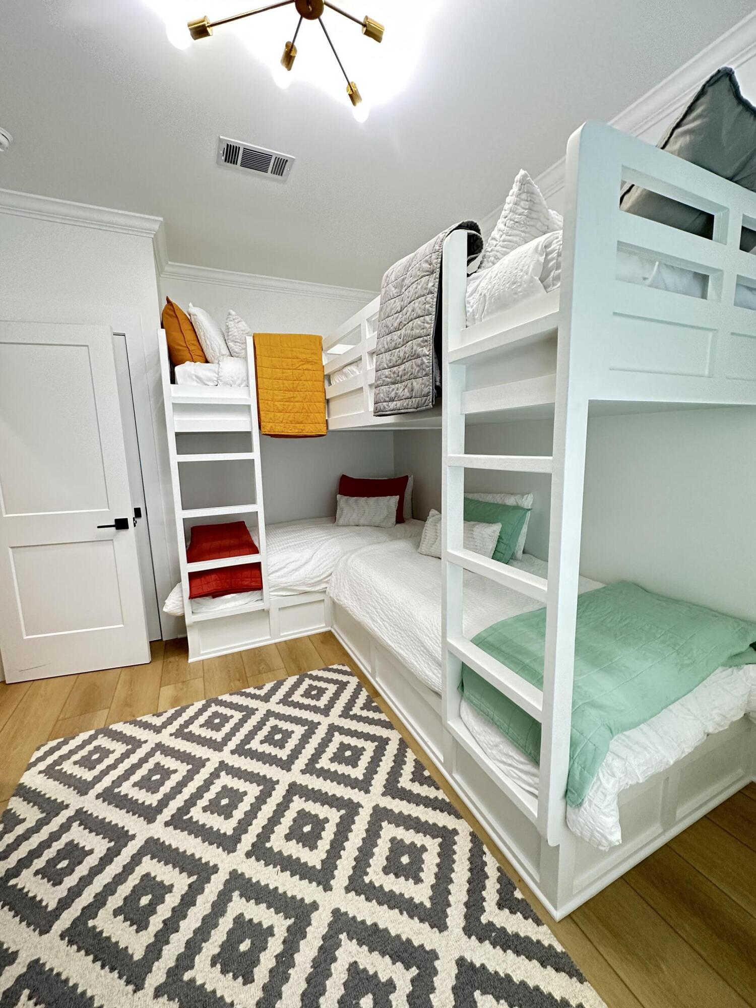 BEACH HAVEN COTTAGES - Residential